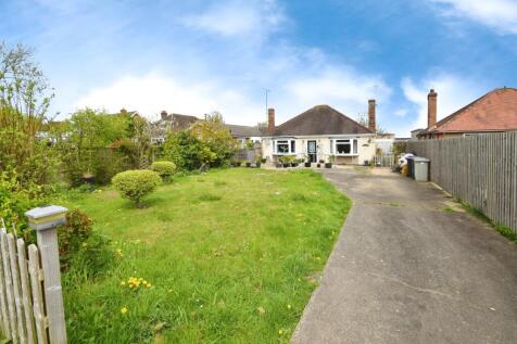 Station Road, Burgh Le Marsh PE24 2 bed detached bungalow for sale