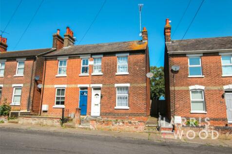 2 bedroom semi-detached house for sale