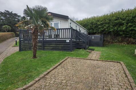 3 bedroom lodge for sale