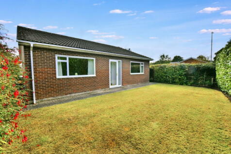 2 bedroom detached bungalow for sale