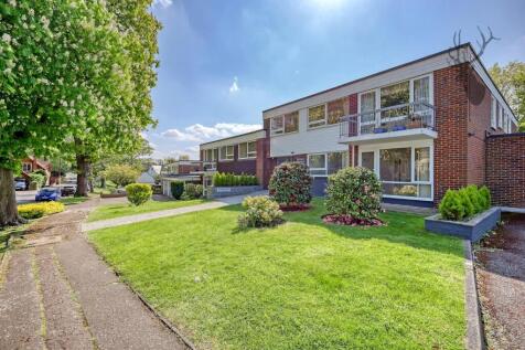 Church Lane, Loughton 2 bed flat for sale