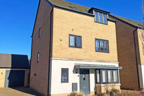 5 bedroom detached house for sale
