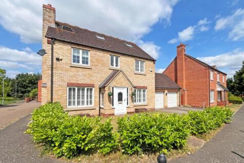5 bedroom detached house for sale