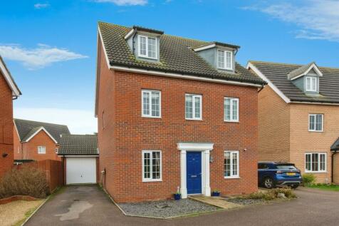 5 bedroom detached house for sale