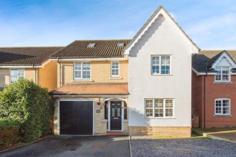 6 bedroom detached house for sale