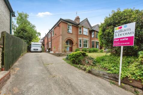 5 bedroom semi-detached house for sale