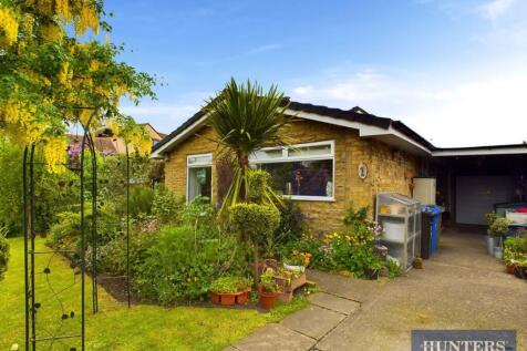 Manor Gardens, Hunmanby, Filey 3 bed detached bungalow for sale