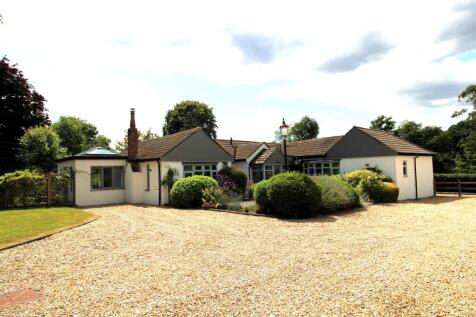 5 bedroom detached bungalow for sale