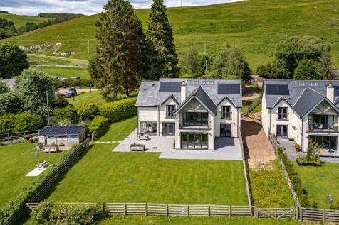 Casalena, Commonside, Hawick TD9 0LA 4 bed detached house for sale