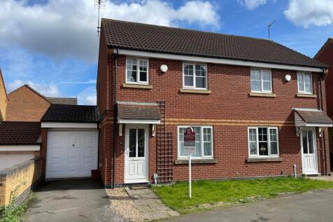 Spencer View, Ellistown, Coalville, LE67 3 bed semi