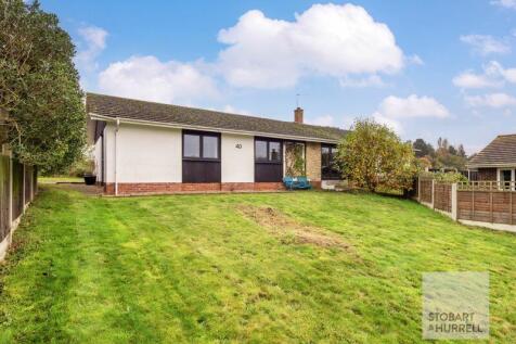 Waveney Drive, Norwich NR12 5 bed detached bungalow for sale