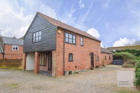 East Ruston Road, Norwich NR12 4 bed barn conversion for sale