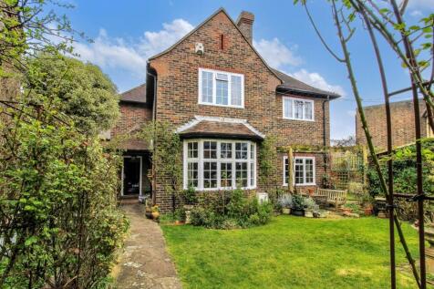 Morris Road, Lewes 4 bed detached house for sale