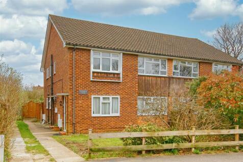 2 bedroom maisonette for sale
