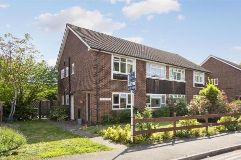 2 bedroom maisonette for sale