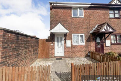2 bedroom semi-detached house for sale