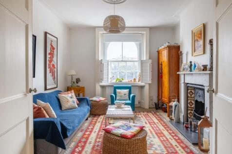 2 bedroom duplex for sale