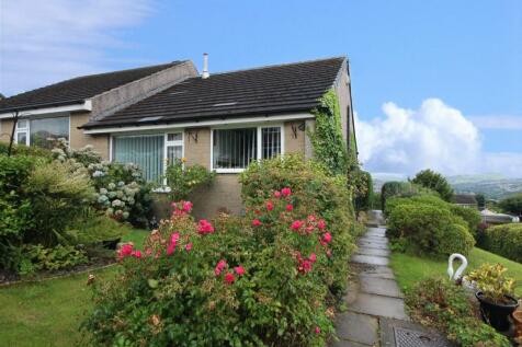 2 bedroom semi-detached bungalow for sale