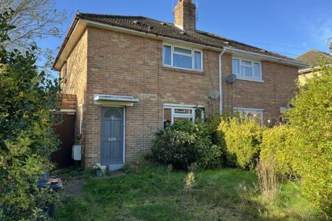 2 bedroom semi-detached house for sale