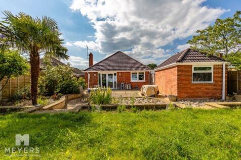 3 bedroom bungalow for sale