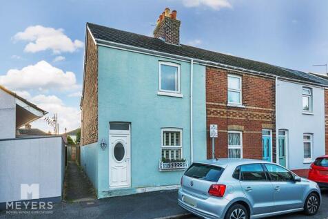 Stanley Road, Poole BH15 2 bed end of terrace house for sale