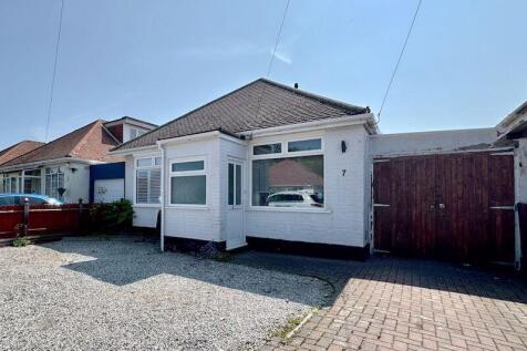 Chandos Avenue, Poole BH12 2 bed bungalow for sale