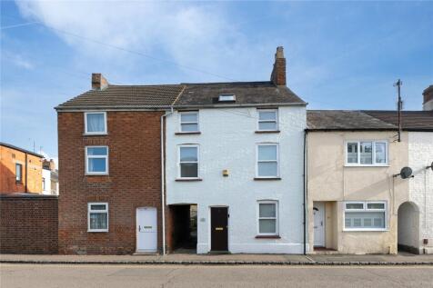 Caldecote Street, Newport Pagnell... 3 bed terraced house for sale