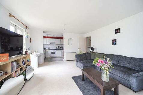 Durward Street, Whitechapel, London, E1 2 bed flat for sale