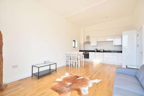 Embassy Court, Brady Street, Bethnal... 1 bed flat for sale
