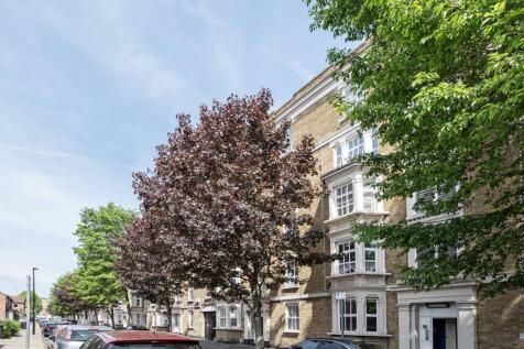 Corfield Street, Bethnal Green... 2 bed flat for sale