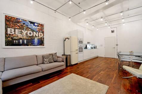 Orsman Road, Hoxton, London, N1 2 bed terraced house for sale