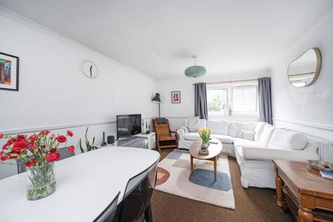 London Terrace, Hackney Road, Bethnal... 2 bed flat for sale