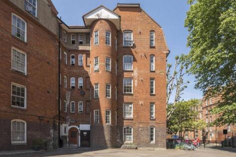 Hedsor House, Ligonier Street... 2 bed house for sale