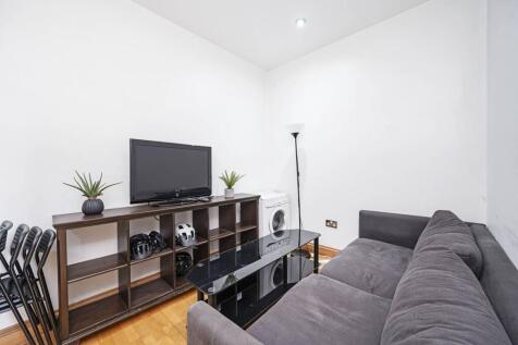 White Horse Lane, Stepney, London, E1 2 bed flat for sale