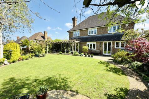 Hotham Close, Swanley Village, Kent, BR8 5 bed detached house for sale