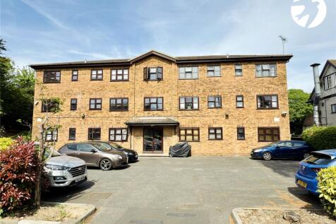 Oakwood Court, Lawn Close, Swanley, BR8 1 bed flat for sale