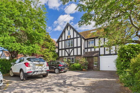 Poulters Lane, Worthing, BN14 7SY 6 bed detached house for sale