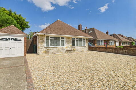 Rectory Road, Worthing, BN14 7PW 2 bed detached bungalow for sale