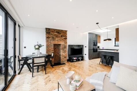 Archway Road, Highgate, N6 2 bed apartment for sale