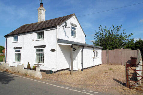 2 bedroom detached house for sale