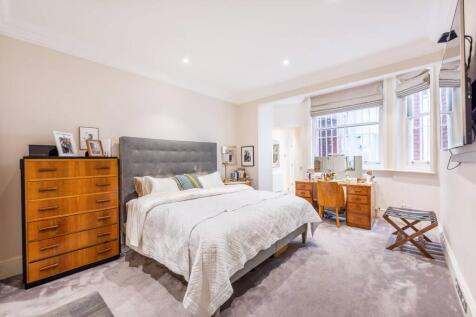 Sloane Gardens, Sloane Square... 2 bed maisonette for sale