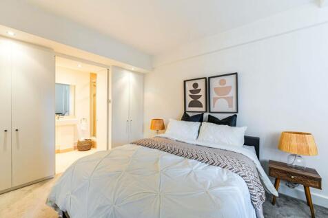 Chelsea Manor Street, Chelsea... 1 bed flat for sale