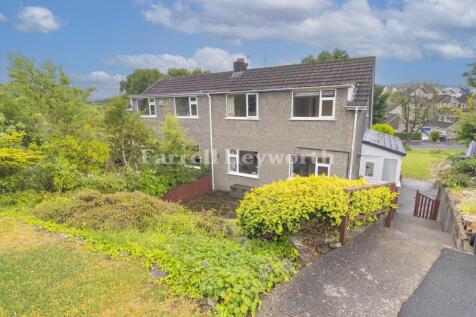 2 bedroom house for sale