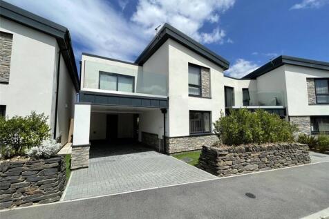 Sea View Crescent, Perranporth, Cornwall 4 bed detached house for sale