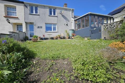 Bolenna Lane, Perranporth 2 bed house for sale