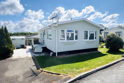 2 bedroom detached house for sale