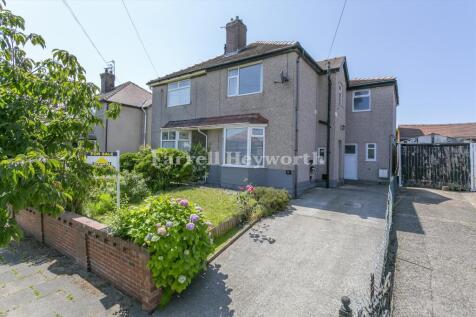 Highlands Grove, Barrow In Furness LA13 3 bed house for sale