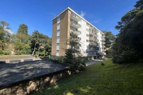 Bournemouth Road, Ashley Cross 2 bed apartment for sale