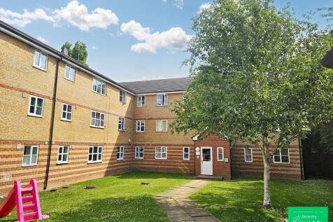 Simms Gardens, East Finchley, N2 2 bed apartment for sale