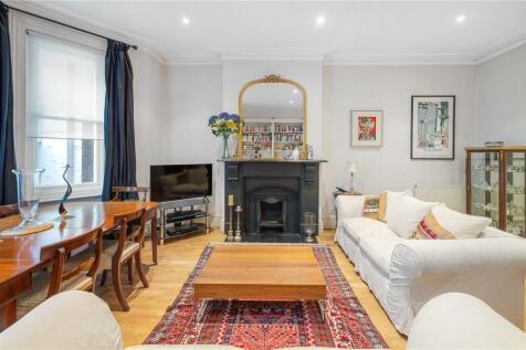 3 bedroom flat for sale